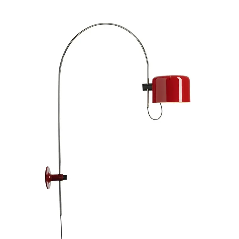 Oluce wandlamp Coupé, rood/chroom, metaal, boog Betrouwbaar