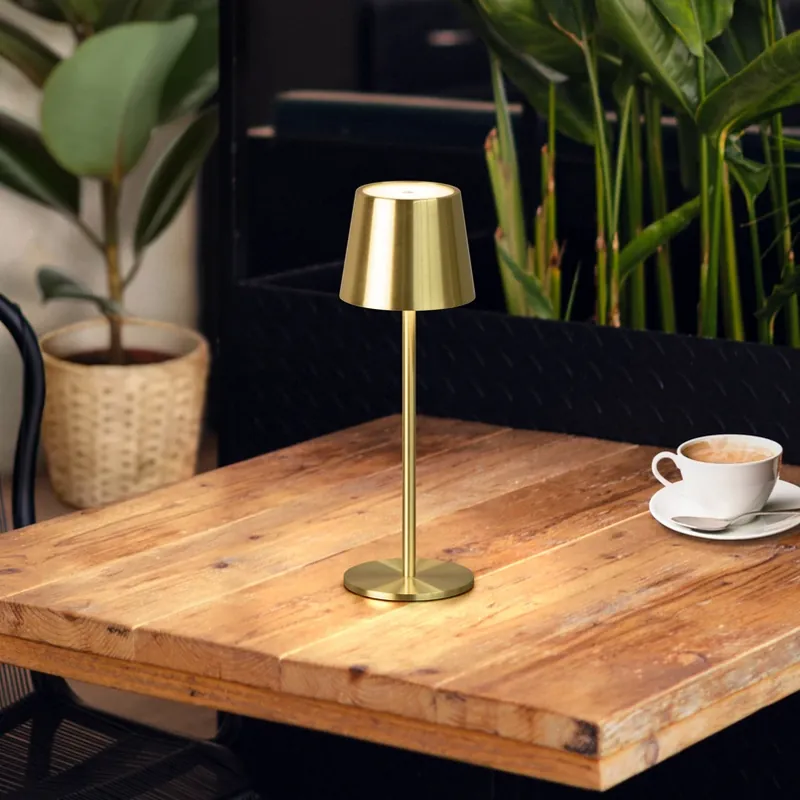 Laatste Kans LED tafellamp Roxi, messingkleurig, metaal, IP54 dimbaar