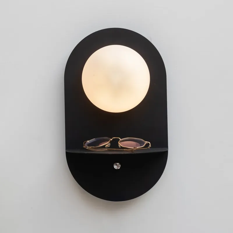 Nu Kopen IT‘S ABOUT ROMI wandlamp Tokyo, zwart, stekker, opbergvak
