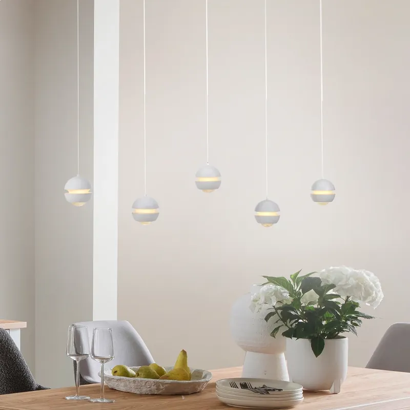 Direct Beschikbaar SCHÖNER WOHNEN LED hanglamp Lini wit, 5-lamps, 3.000 K