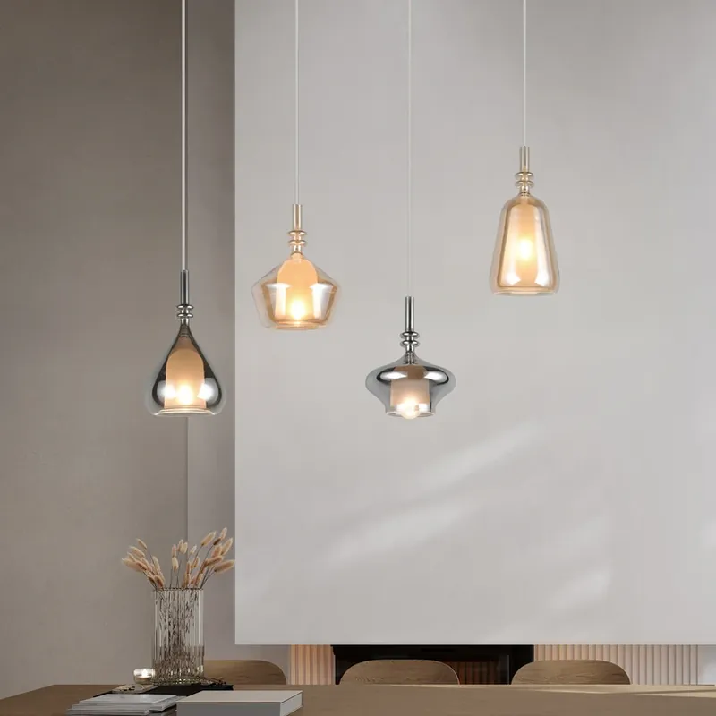Laatste Kans Hanglamp Aldea, lengte 65 cm, wit/amber/chroom glas, 4-lamps.