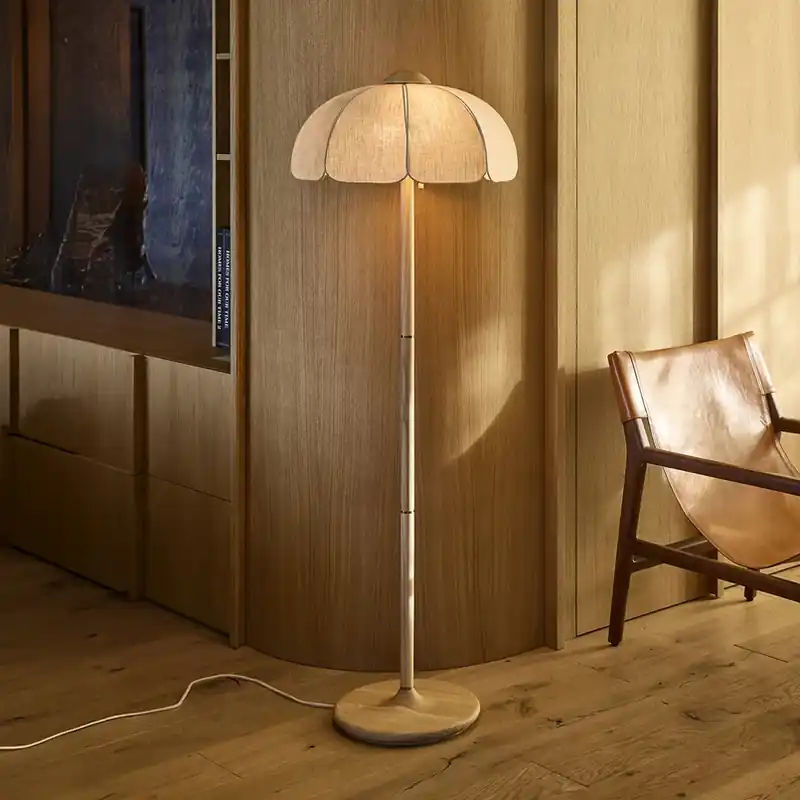 MARKET SET Vloerlamp Coquillage, linnen naturel/hout, E27 Meest Verkocht