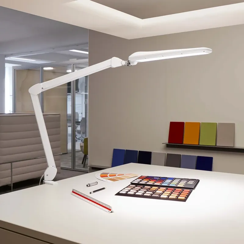 Finale Uitverkoop LED tafellamp MAULcraft, wit, 52 cm, klemvoet, dimbaar