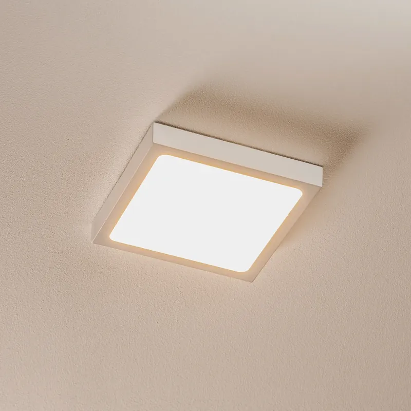 Actieprijs LED wandlamp Vika in vierkante vorm, 18 cm