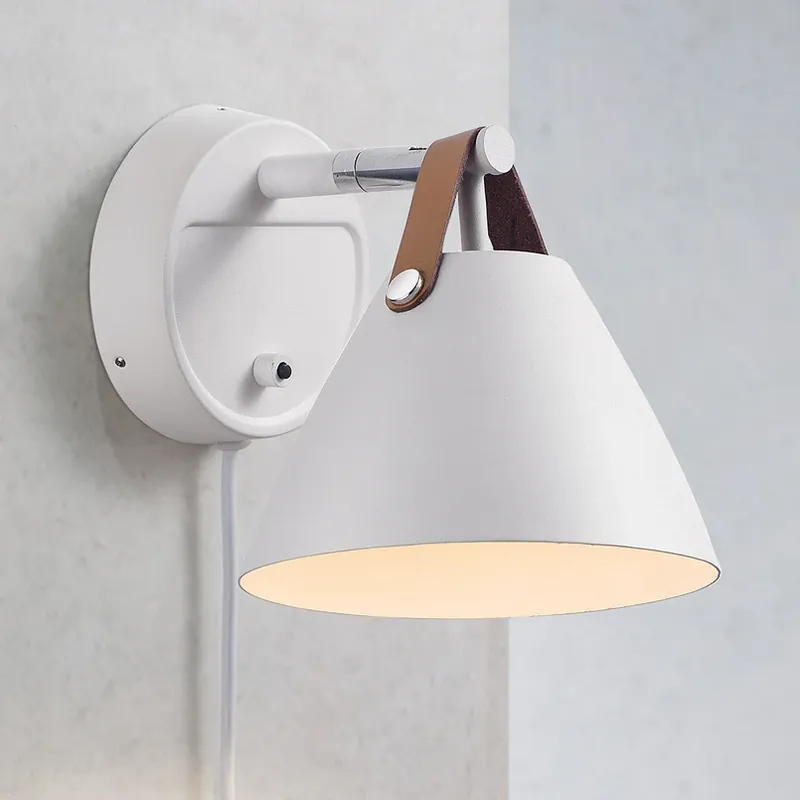 Seizoensaanbieding Wandlamp Strap met leren riem, wit
