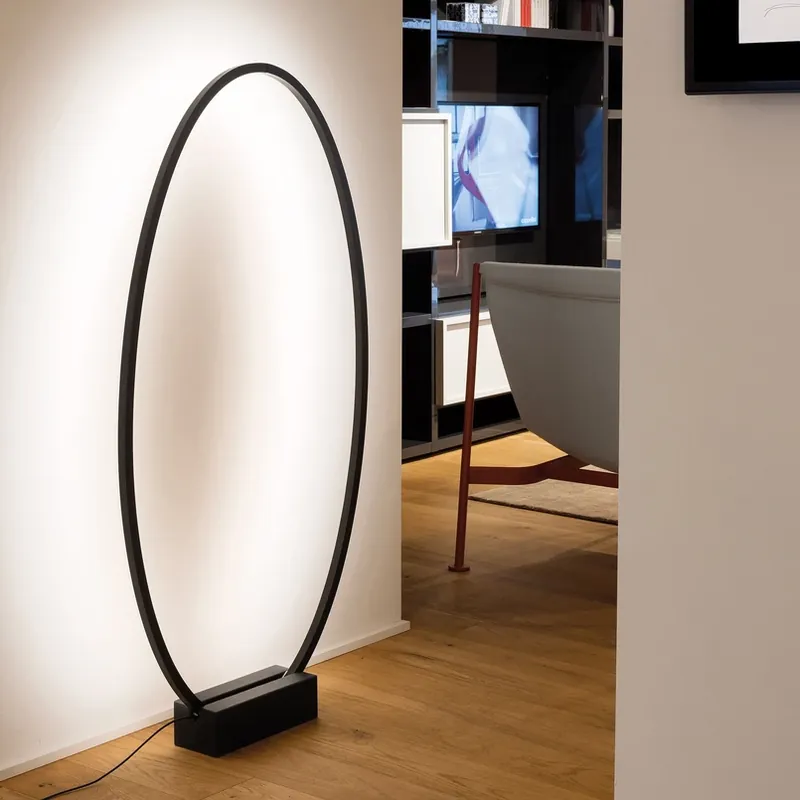 Bestel Nu NEMO LED vloerlamp 2.700K zwart