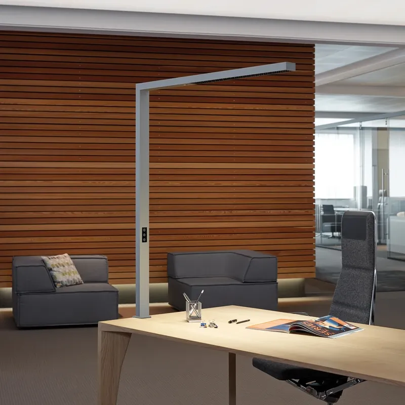 LED tafellamp MAULsirius, zilver, dimbaar, CCT, klemvoet Favoriet