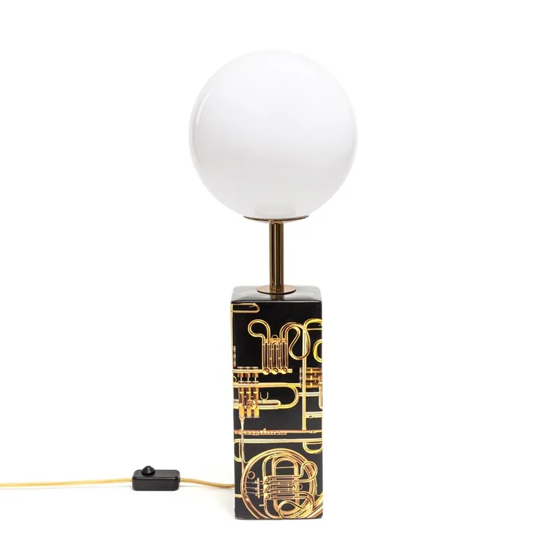 Direct Beschikbaar LED tafellamp Toiletpaper met trompetmotief