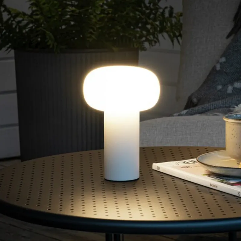 LED tafellamp Antibes, IP54, accu, RGBW, wit Goedkoop